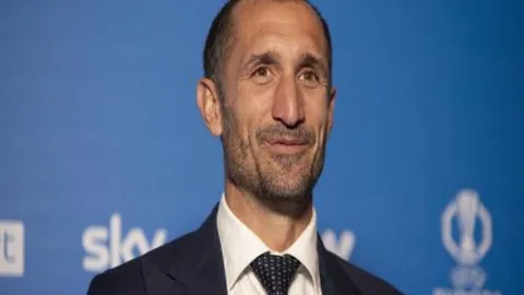 德国联盟党赢得联邦议院选举，默茨组建联合政府遭遇多难题